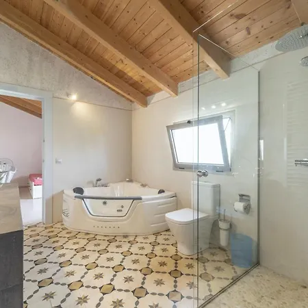 Spacious With Sea View In + Private Pool